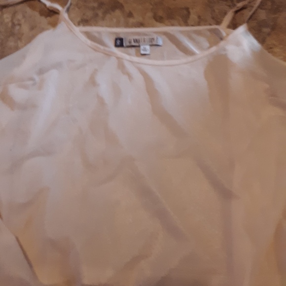 Light blouse - Picture 2 of 5